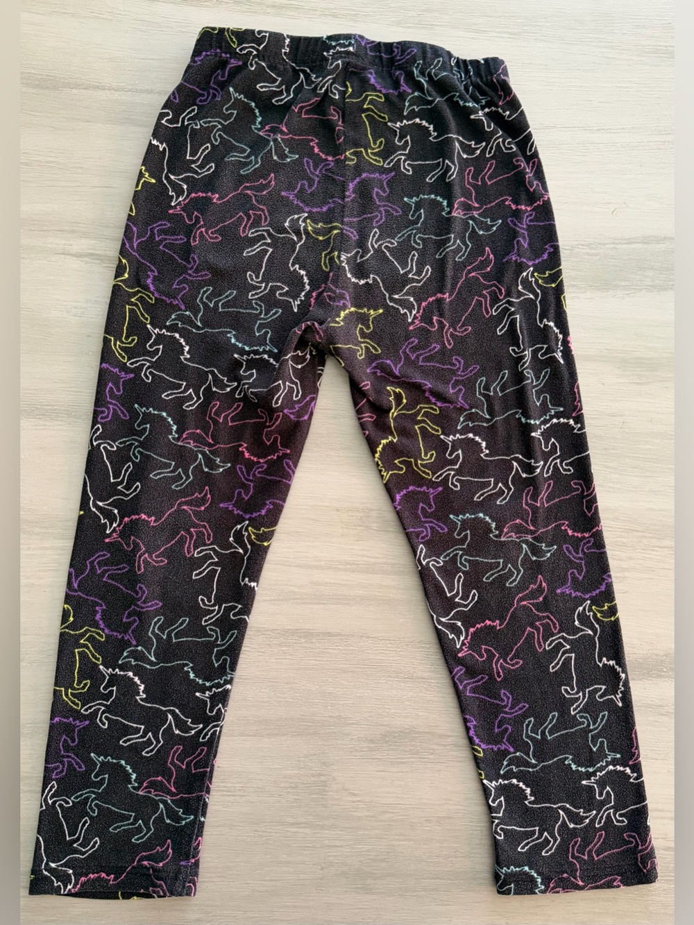Girls Bundle 4T/5 Shirts & Leggings Unicorns, Animal Prints - Picture 4 of 11